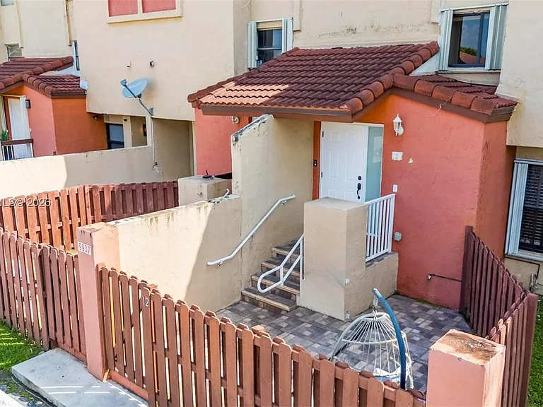 9937 NW 9th Street Cir #12-19 — Photo 40