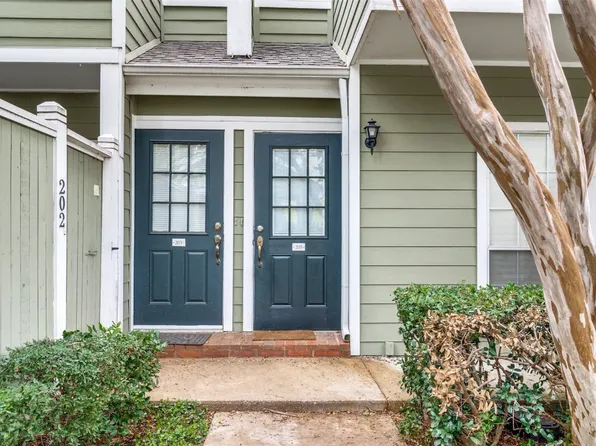 6220 Bentwood Trl APT 205, Dallas, TX 75252