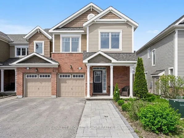 159 Conifer Creek Cir, Ottawa, ON K2M 0M2