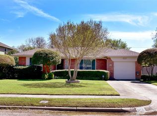 617 Sherwood Dr, Richardson, TX 75080