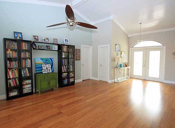 3rd image of 4765 SW Bimini Cir S