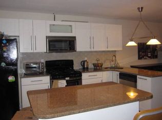 77 Carlyle Grn, Staten Island, NY 10312