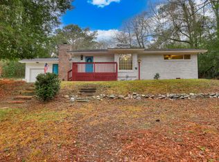 909 Valley Rd, Aiken, SC 29801