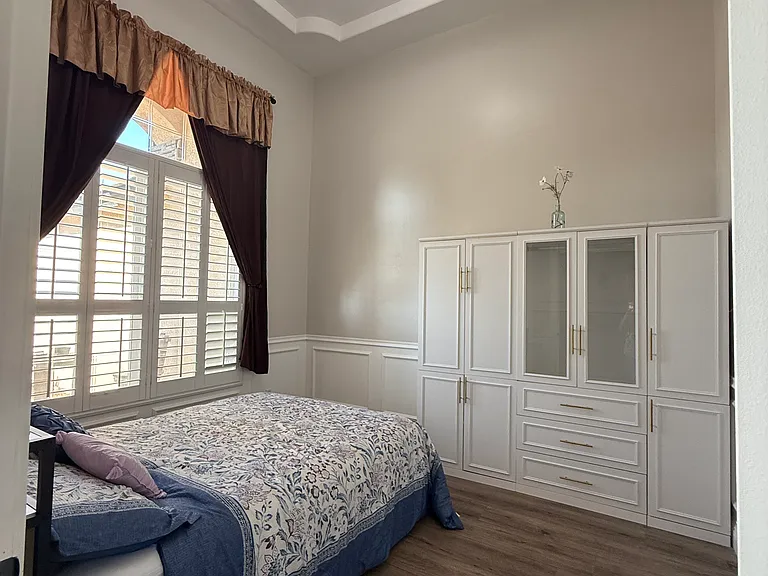 15810 Lake Arrowhead Ave — Photo 1