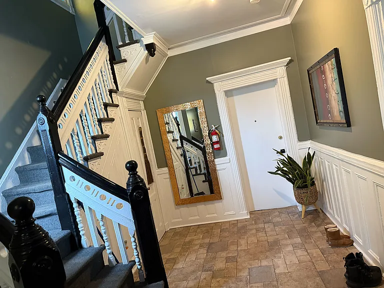 596 Warburton Ave #3S — Photo 4