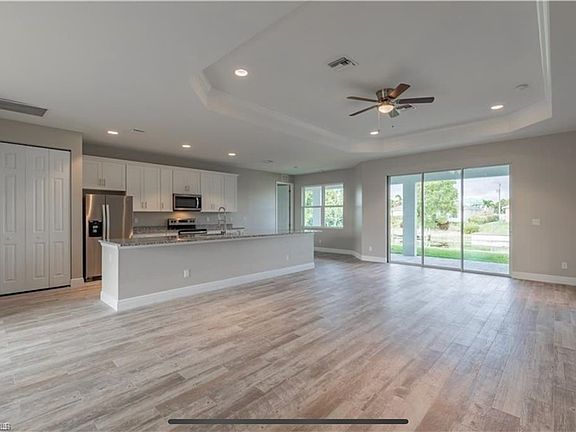 3rd image of 2024 Durden Parkway Cpe