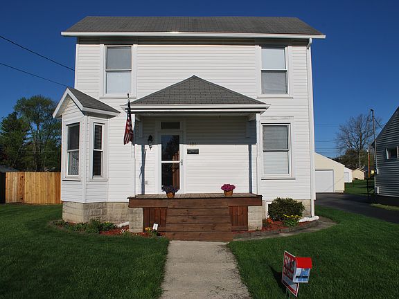 2nd image of 424 Carnahan Ave
