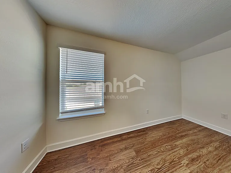 341 Pine Terrace Dr — Photo 18