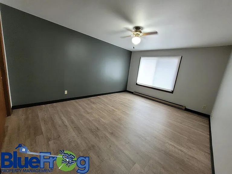 2108 Marathon Ave #6 — Photo 4