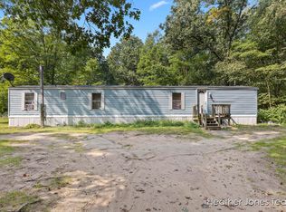 10141 Morgan Mills Rd NE, Greenville, MI 48838