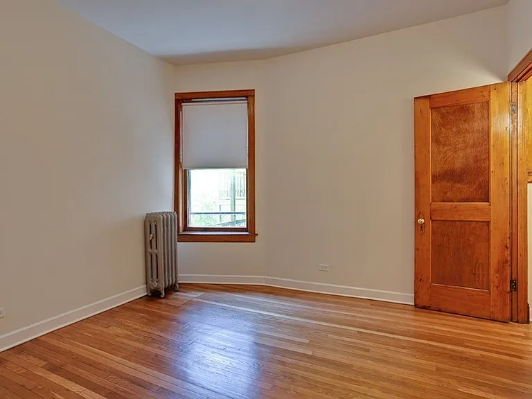 5213-15 S Dorchester Ave — Photo 4