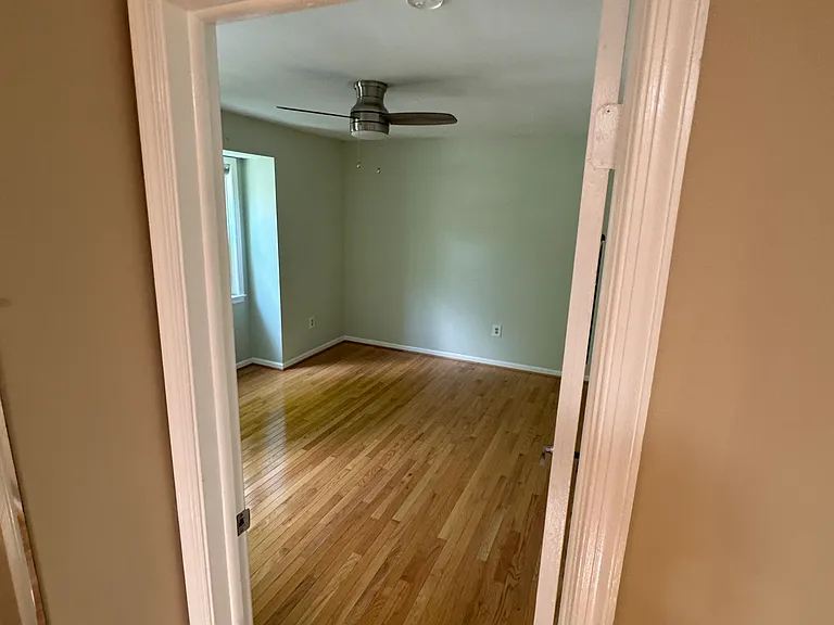 9591 Bronte Dr — Photo 31