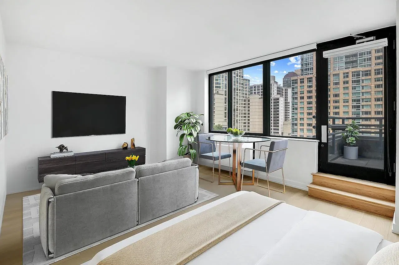 75 West End Avenue — Photo 1
