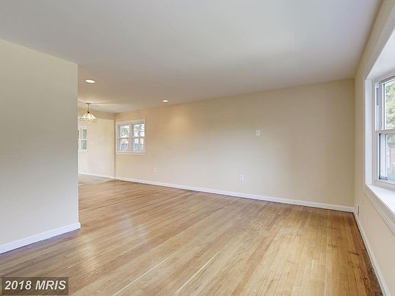 5th image of 2706 Philben Dr