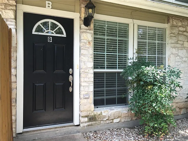 1501 Camp Craft Rd #B — Photo 2