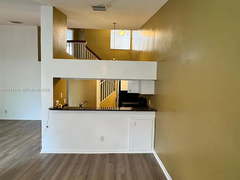 911 Coral Club Dr #911 — Photo 17