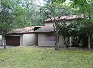 26 Birmingham Dr, Jackson, NJ