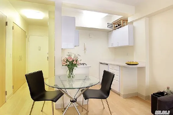 Sold by Exit Realty One | media 8