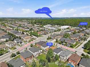 109 Sovereigns Gate, Barrie, ON L4N 0Y9