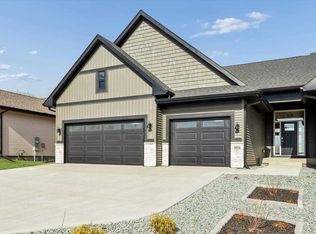 1026 Highland Trl, Solon, IA 52333