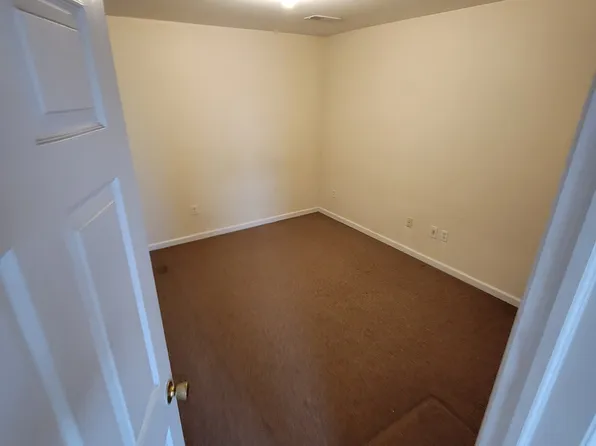 207 Broadway image 5 of 7