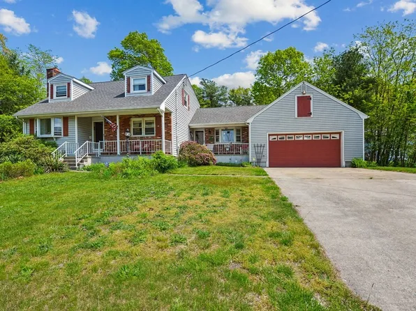 24 Central Ave, Assonet, MA 02702