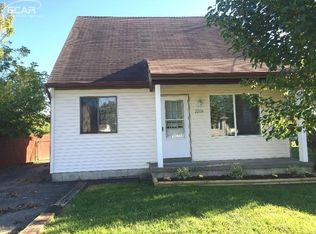 2208 McLaren St, Burton, MI 48529