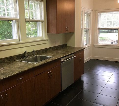 4th image of 20 Seneca Trl Floor 1