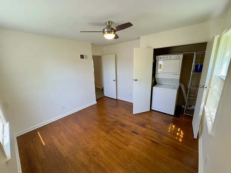 Bedroom #3 with laundry