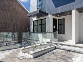 591 Oakwood Ave, Toronto, ON