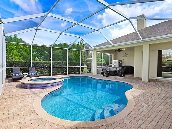 2nd image of 7709 Kenia Meadows Ln