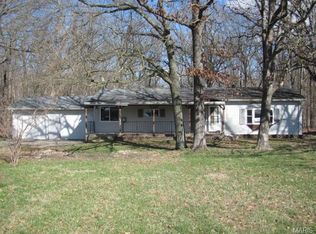 1586 Old Ripley Rd, Sorento, IL 62086