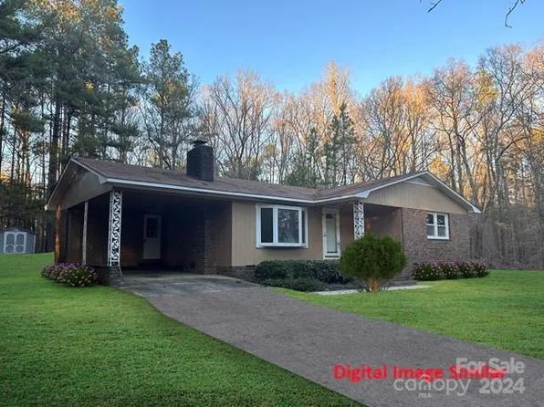 628 Weston Acres Rd, Fort Lawn, SC 29714