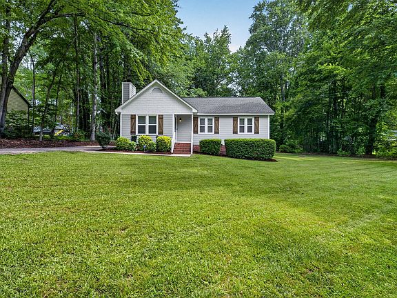 2nd image of 412 Meadow Run