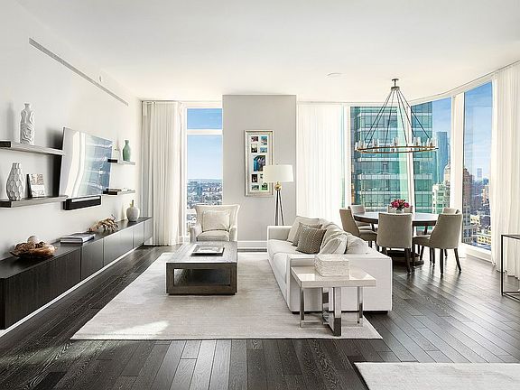 2nd image of 45 E 22nd St #36A