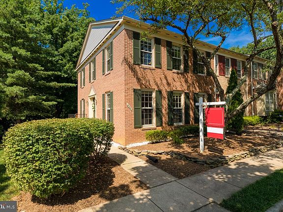 2nd image of 6133 Summer Park Ln