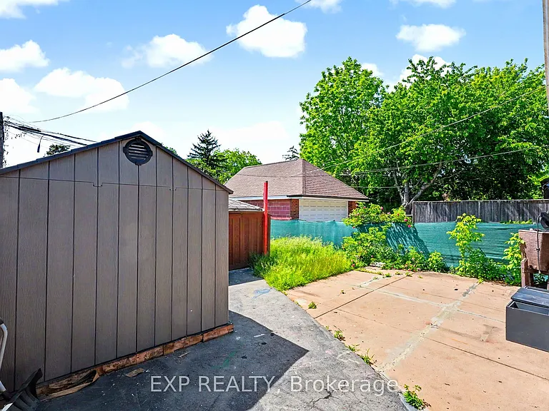 1788 Keele St — Photo 20