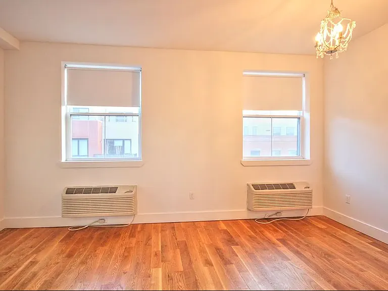 33 Meserole St #3 — Photo 3