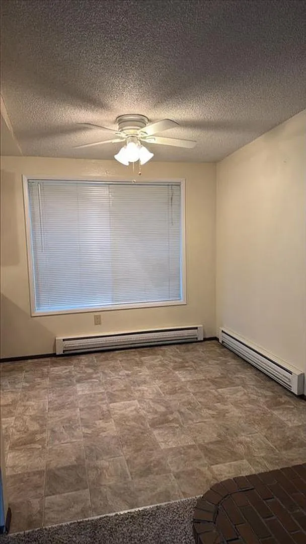 3 Bedroom, 1.5 Bathroom in Maple Falls, WA — Photo 4