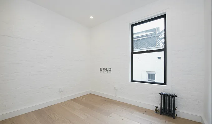 Rented by Bold New York | media 31