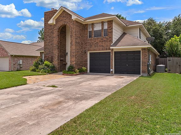 2nd image of 1025 SILVERTREE BLVD