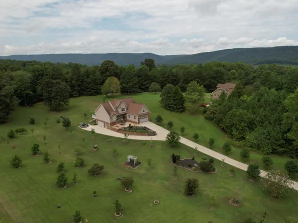 346 Europa Dr, Spring City, TN 37381