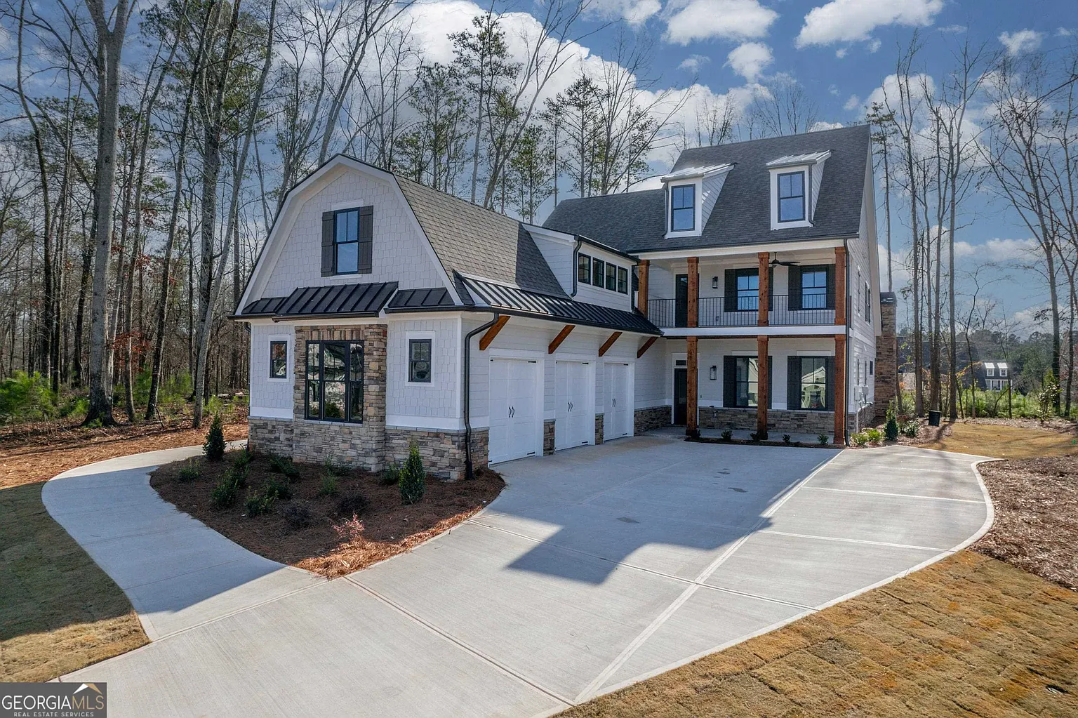 233A Eagles Way photo 1