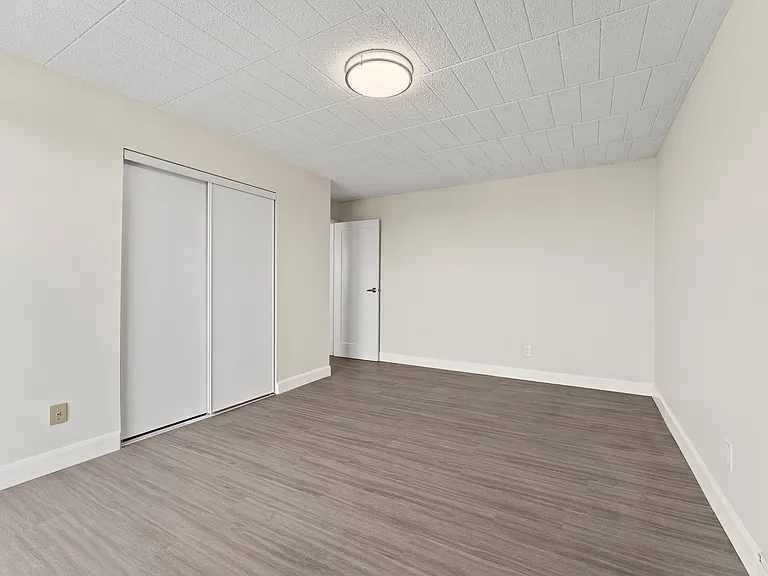 101 Langlois Ave — Photo 17