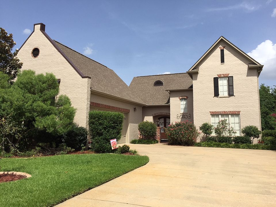 1st image of 409 Summerville Dr