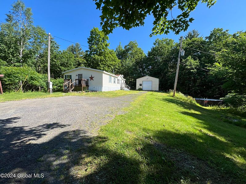 3rd image of 255 Miller Road