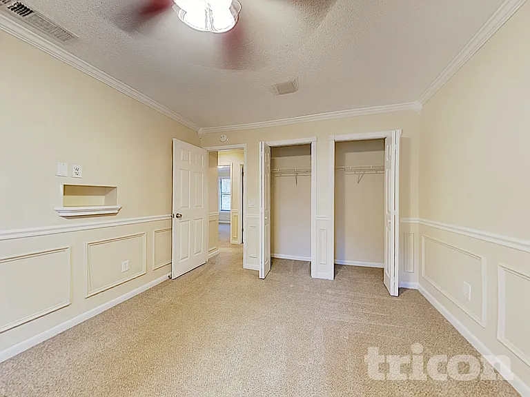 4324 Queensway Dr — Photo 24