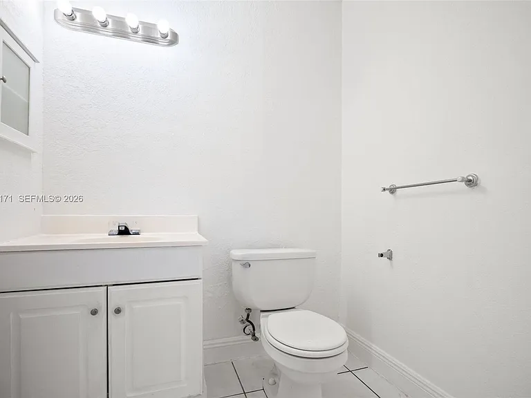 7004 NW 67th Ave — Photo 14