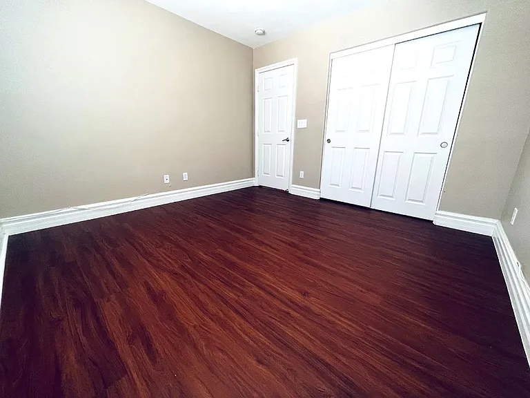 6694 Aviston St — Photo 13