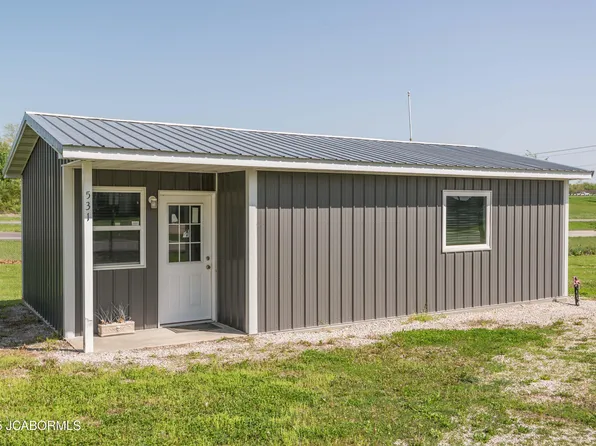 531 Perrey Dr, Holts Summit, MO 65043